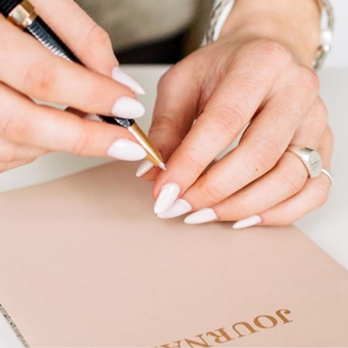 demo-attachment-1281-Manicure_portfolio-5