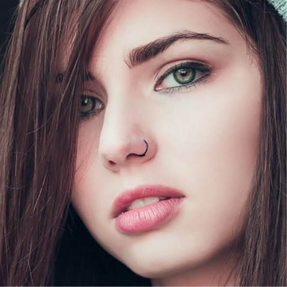 demo-attachment-1307-Piercing_portfolio-3